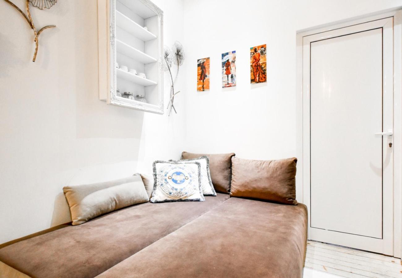 Dietro L Angolo, 2 Bath Appartement Sofia Buitenkant foto