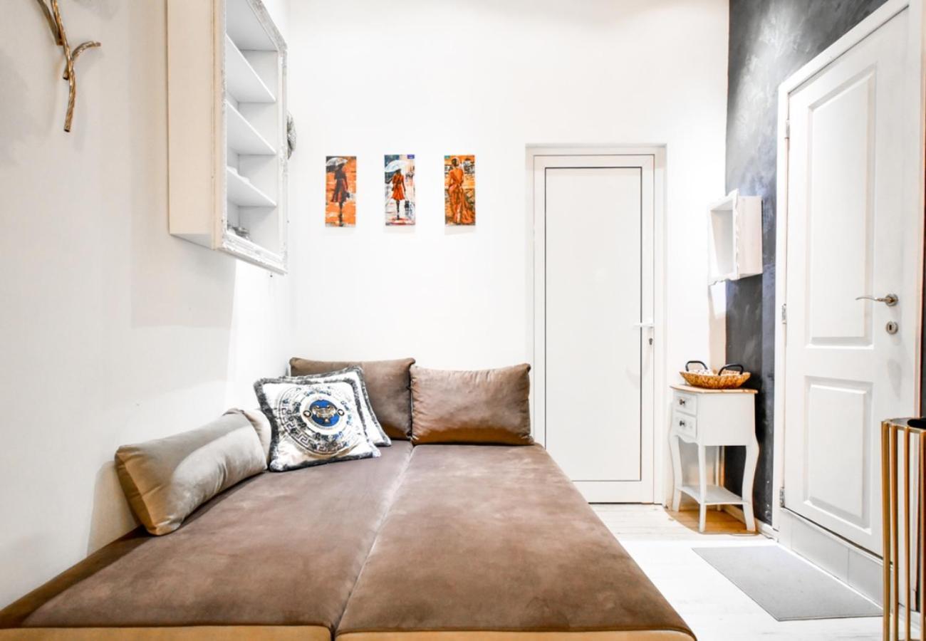 Dietro L Angolo, 2 Bath Appartement Sofia Buitenkant foto