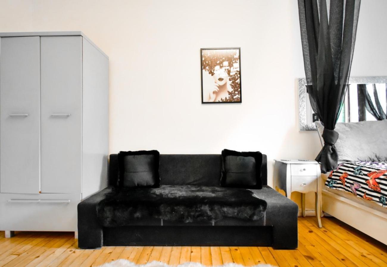 Dietro L Angolo, 2 Bath Appartement Sofia Buitenkant foto